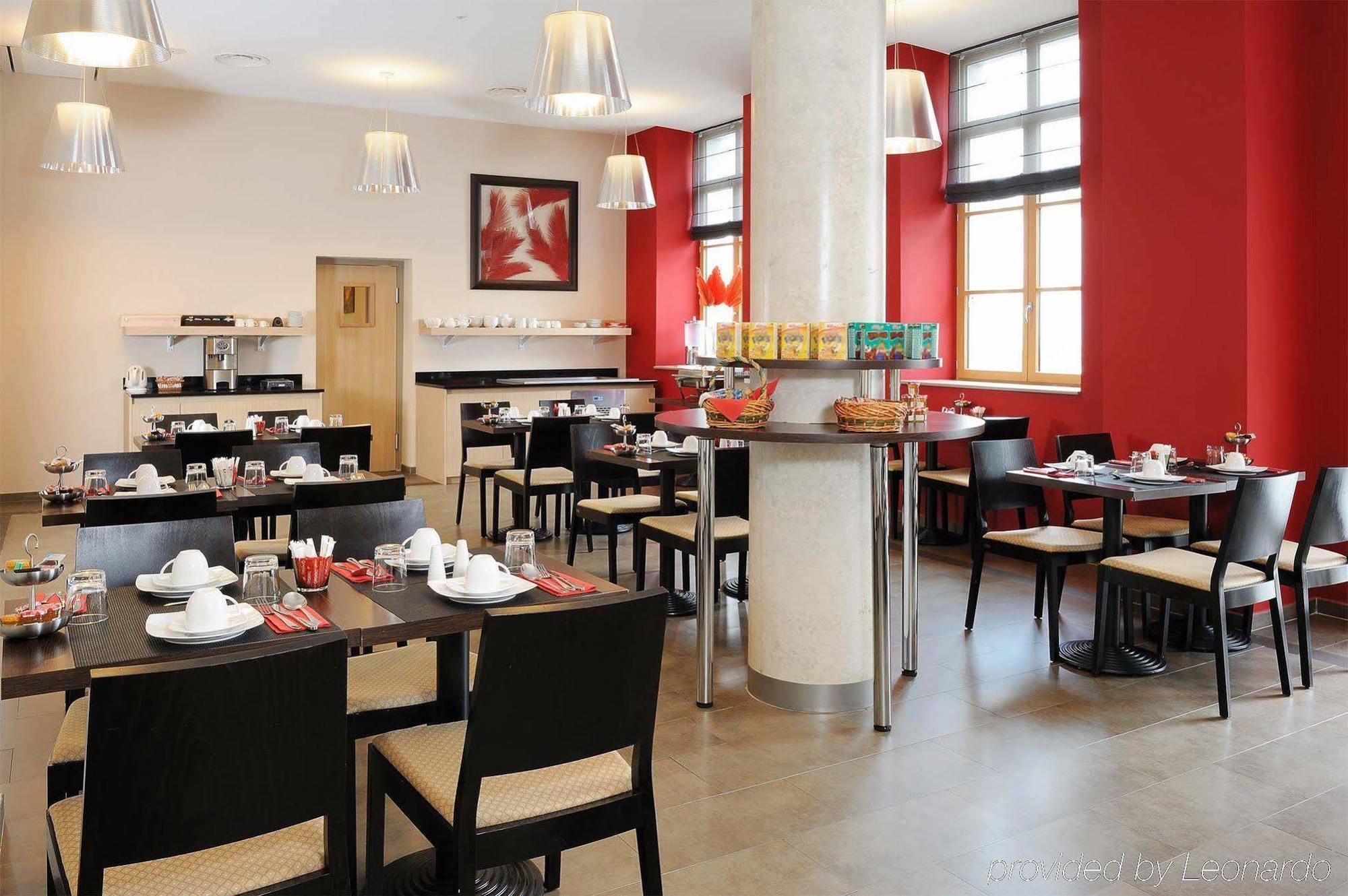 Residhome Grenoble Caserne De Bonne Restoran foto
